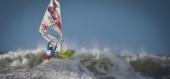 Victor Fernandez E 42 Kia Cold Hawaii PWA World Cup 2013small