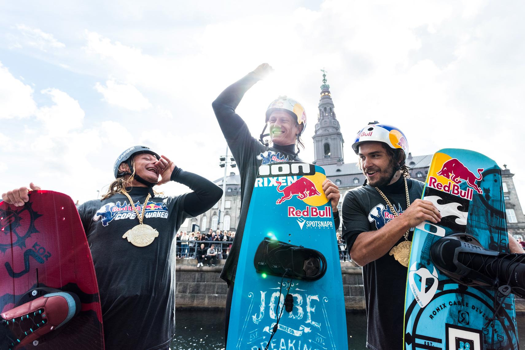 Frederiksholm Kanal indtaget af wakeboardere til Red Bull Cope'n'waken