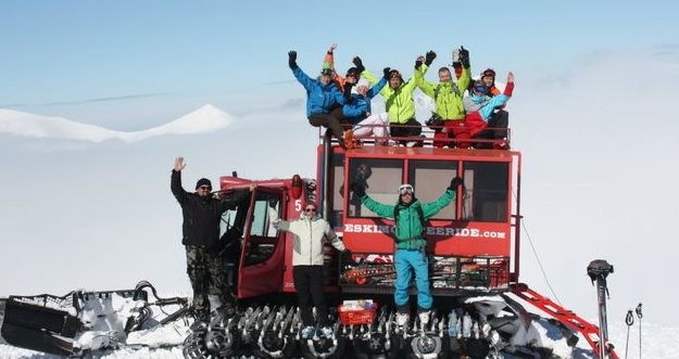 Holdet i Makedonien er klar til Cat skiing